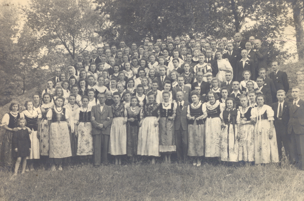 zdjęcie okładki [Chór "Słowiczek" w 1948 roku]