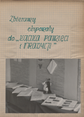 zdjęcie okładki [Kronika z otwarcia "Kącika pamięci i tradycji" 8-27.09.1977]